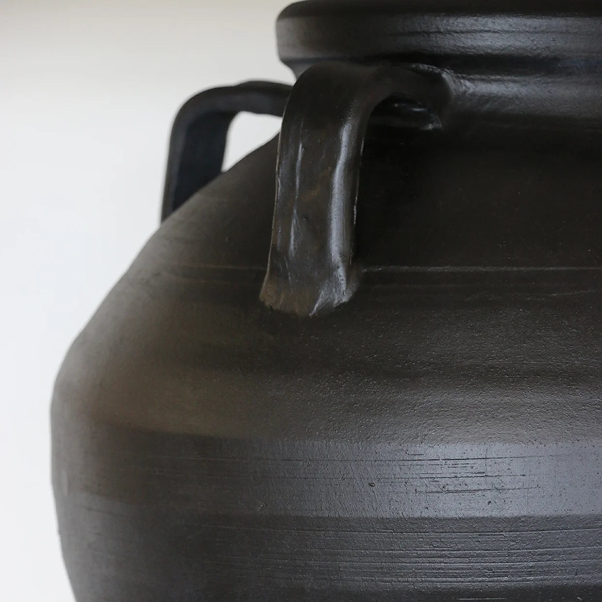 Tuscan Style Ironsand Lamp Base