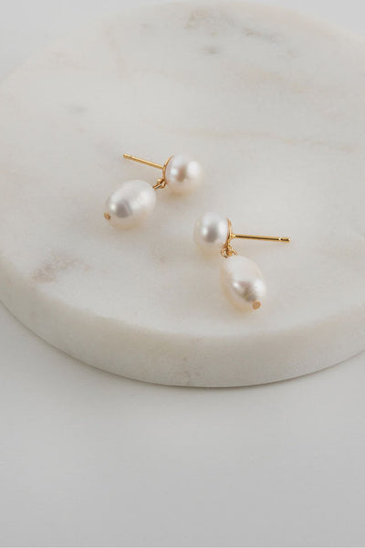 Lou Pearl Earrings