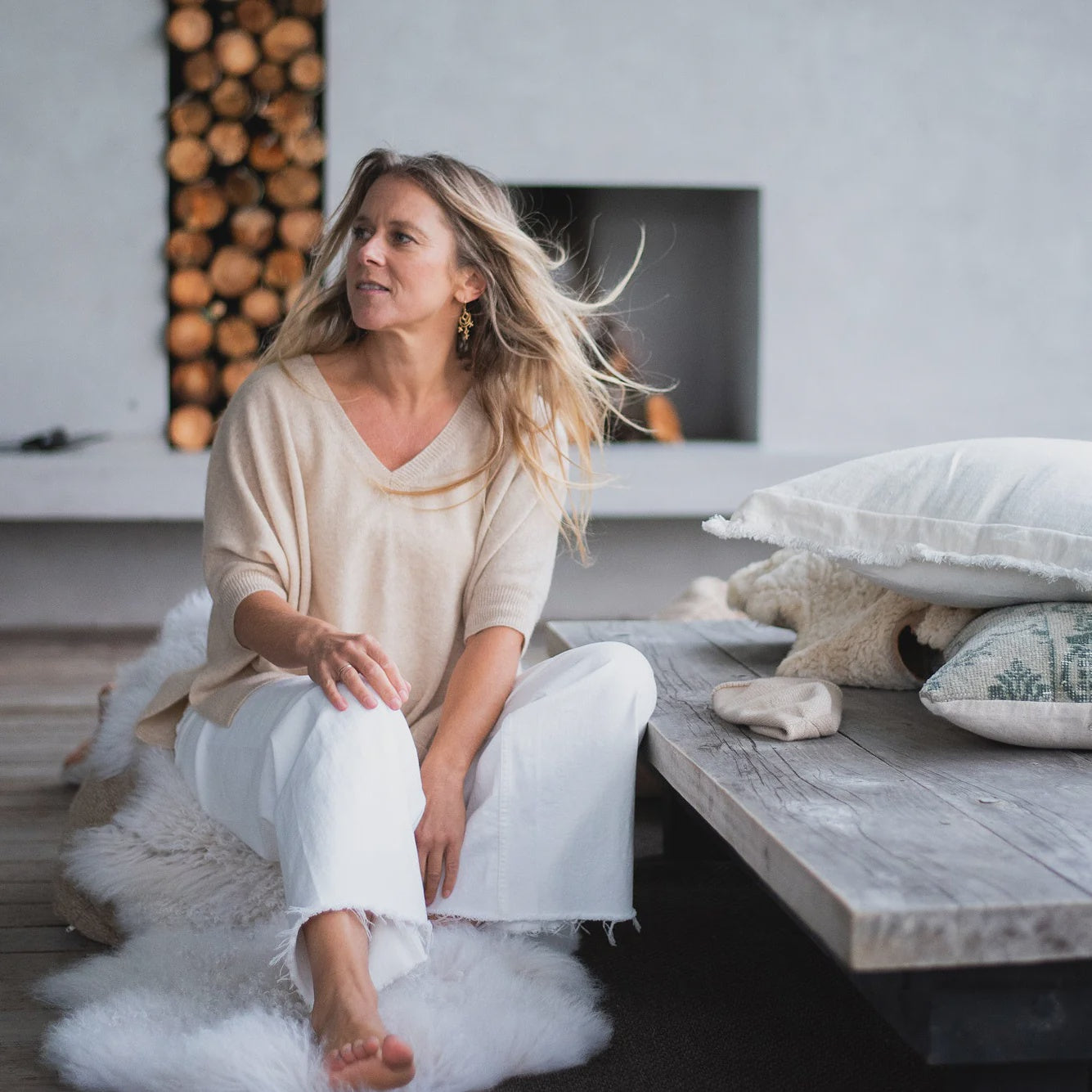 Cashmere V-neck Popover Top