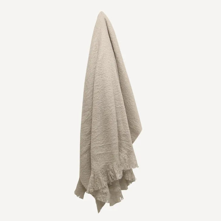 Throw Tassle Soft Grey