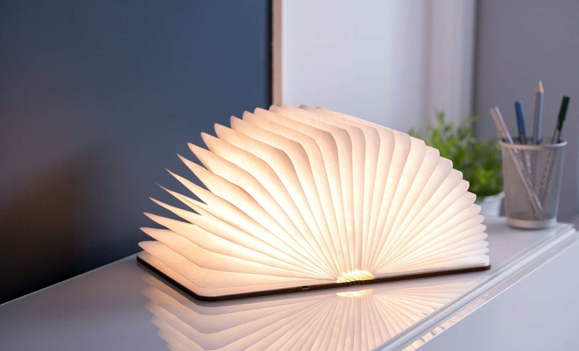 Smart Booklight