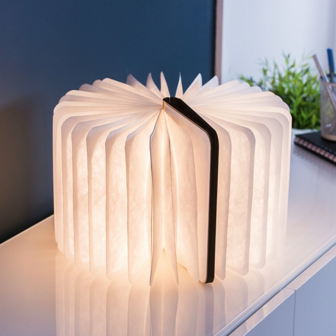 Smart Booklight