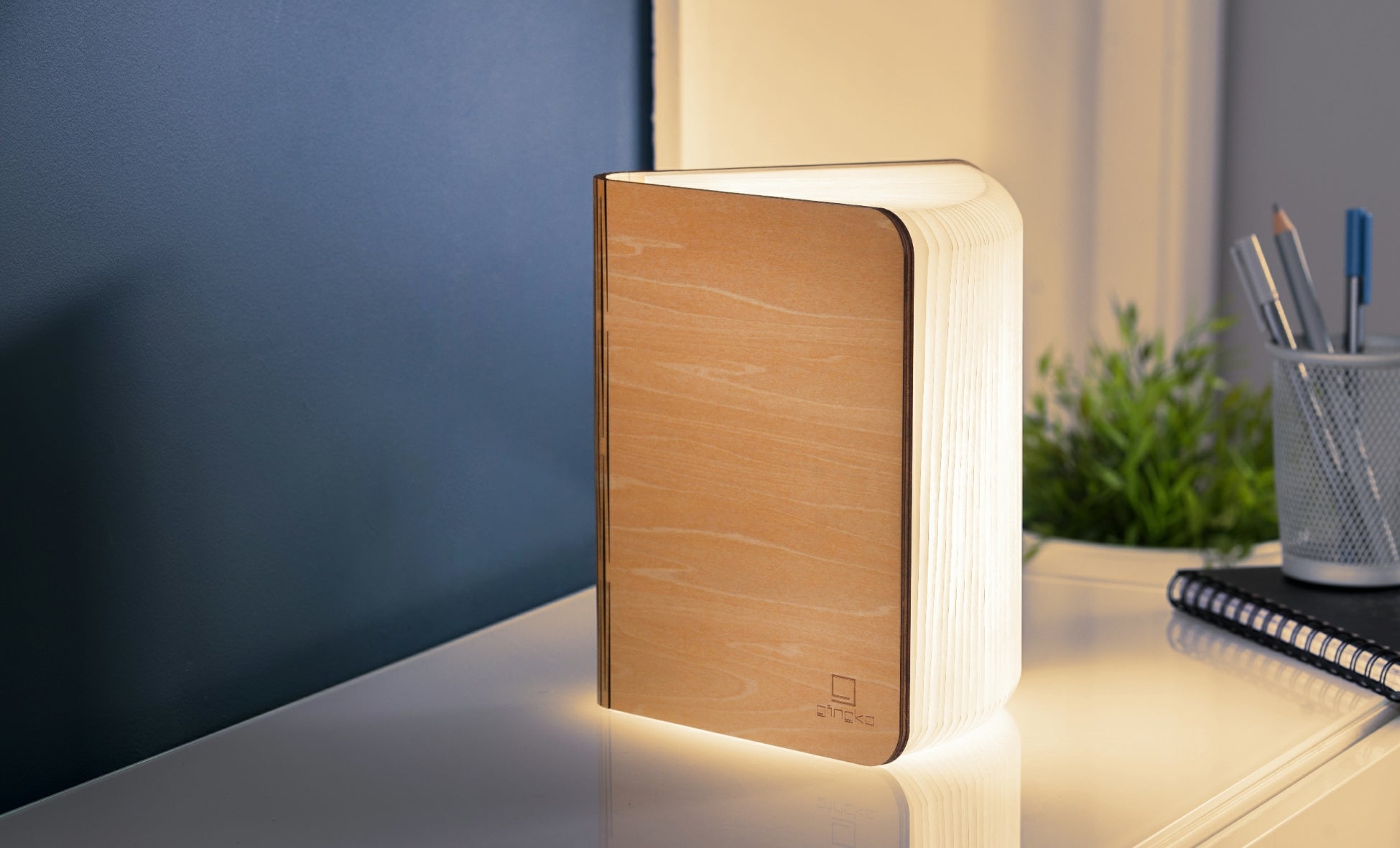 Smart Booklight