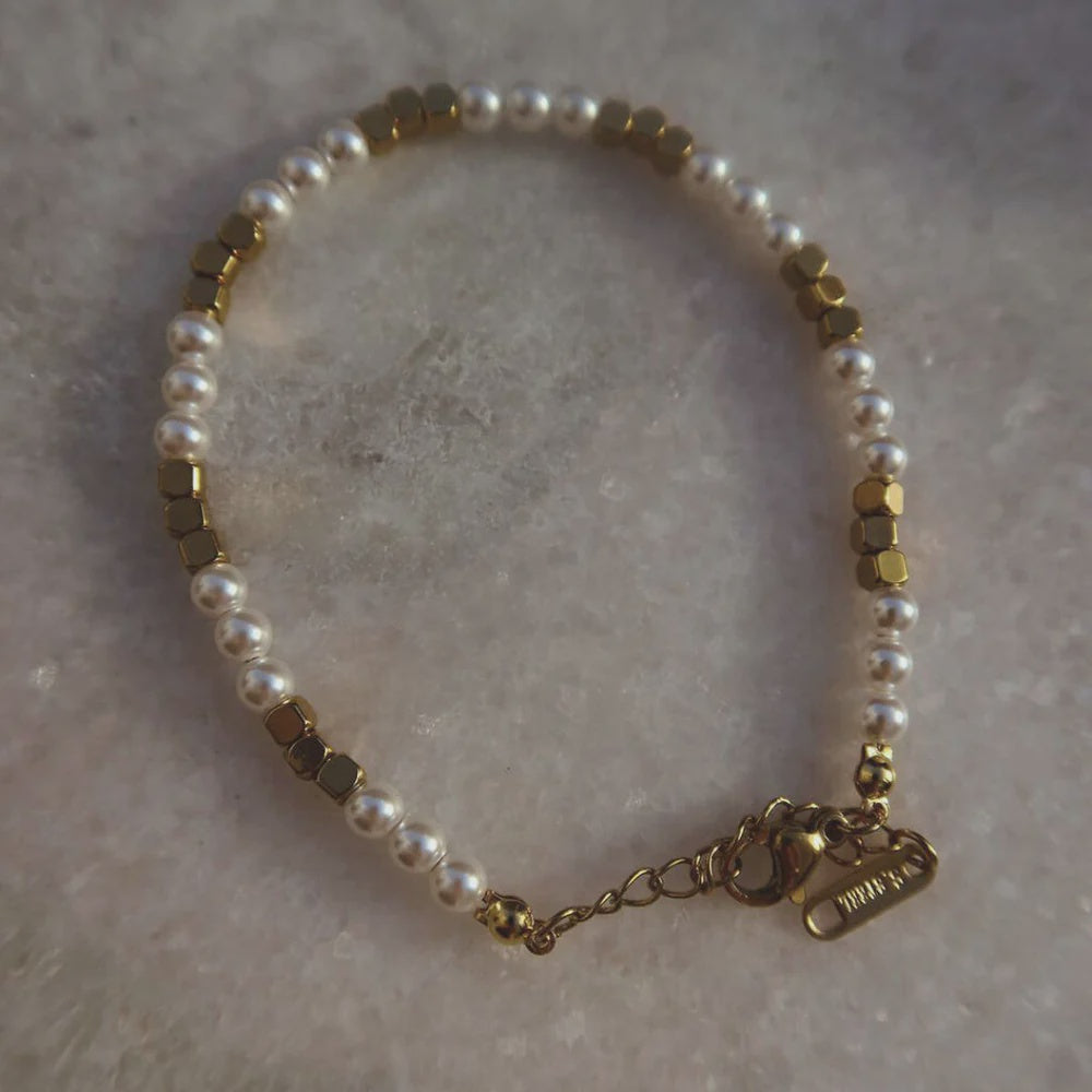 Tiny Pearl & Bead Bracelet
