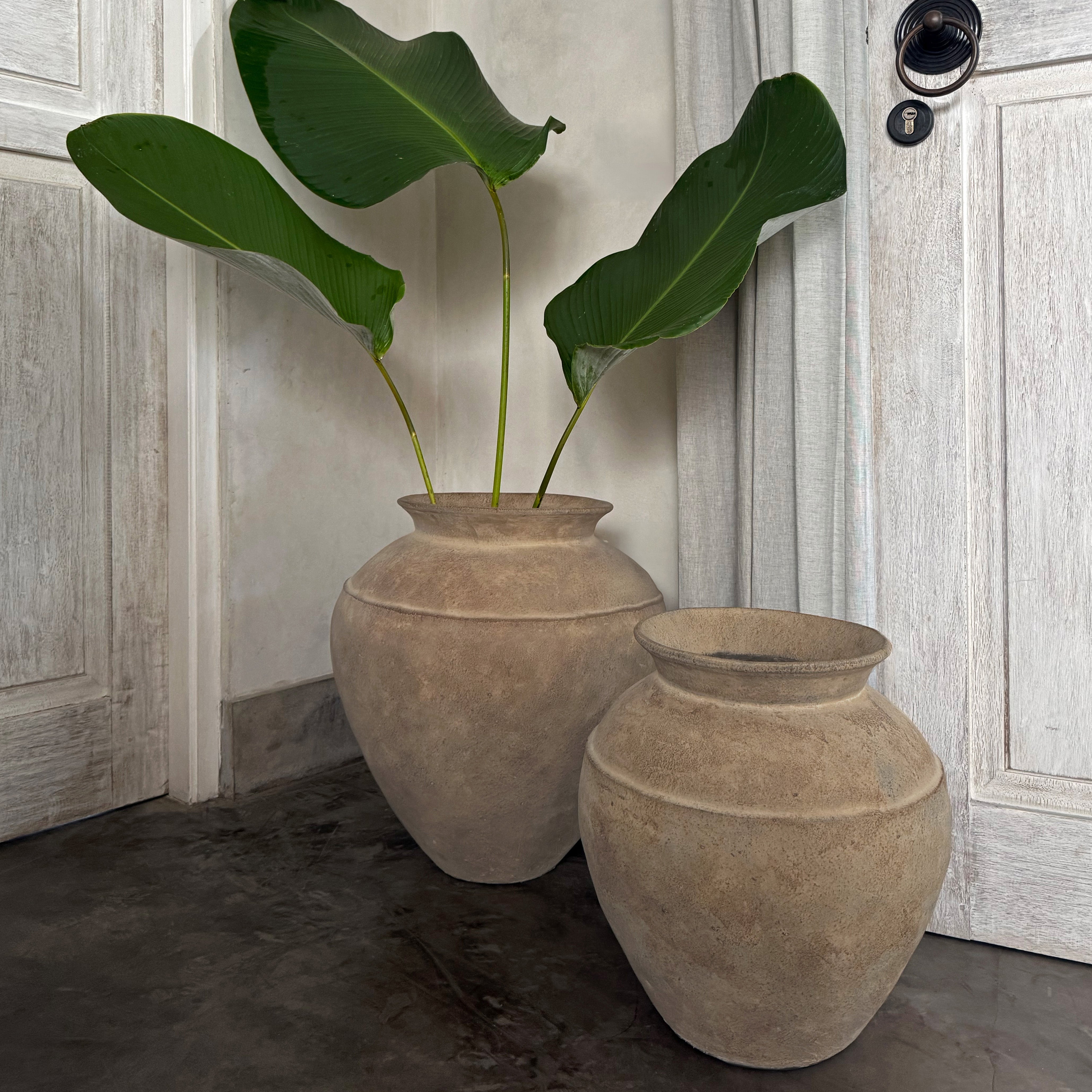 Sophia Antique Pot